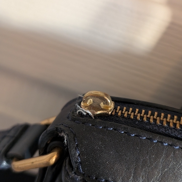 Marc Jacobs Elegant Navy Blue Leather Tote Bag - Picture 3 of 5